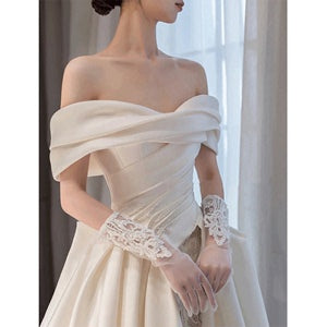 French satin wedding dress bride  one-shoulder